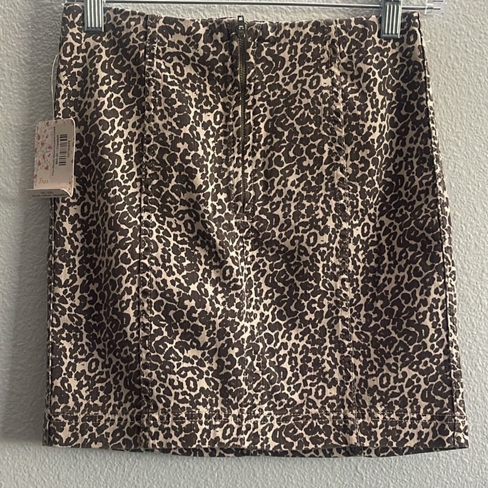 Free People Modern Femme Leopard Print Denim Zippered Mini Skirt Size 2 - Picture 3 of 5